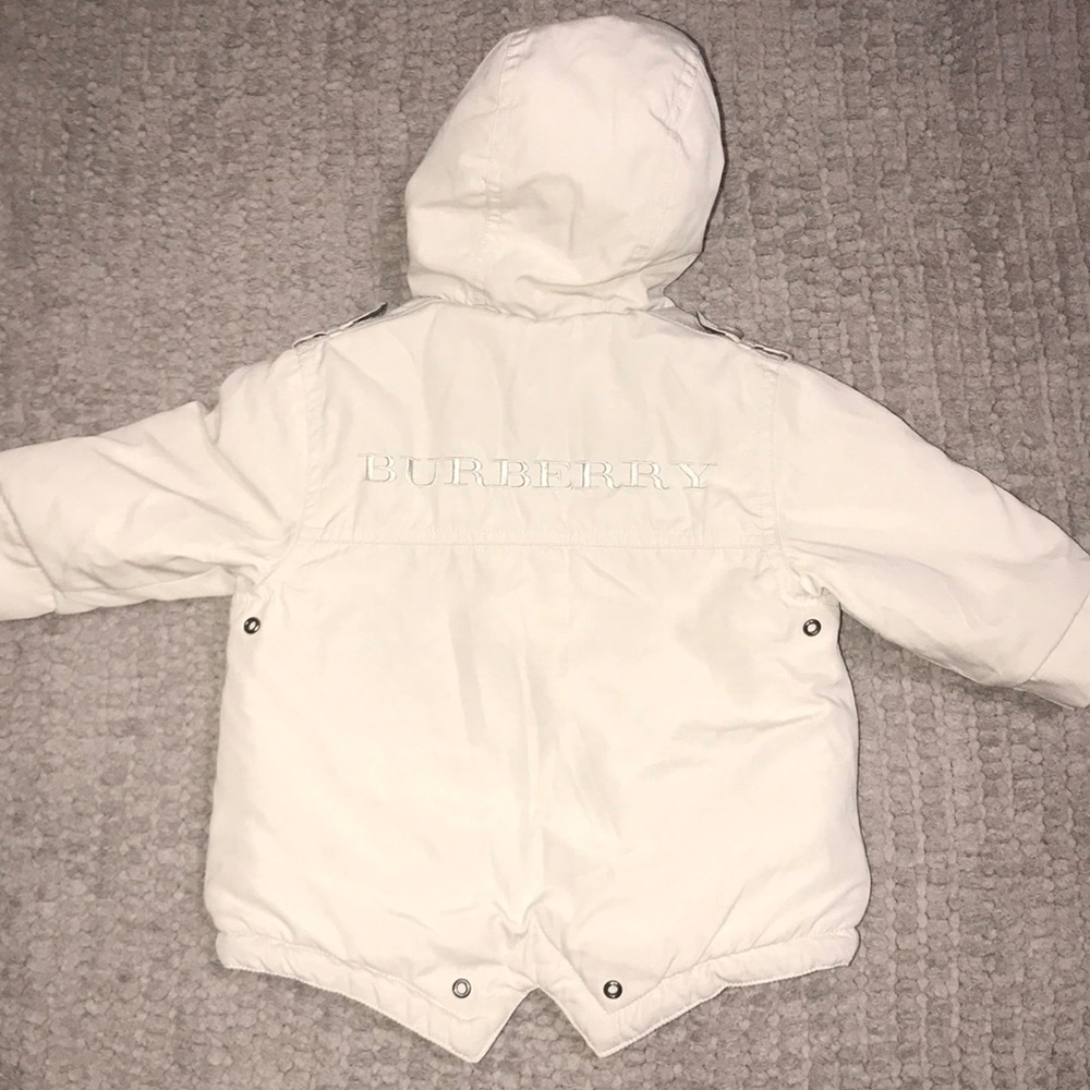 Infants Burberry Puffer Coat/Jacket 9M - Picture 2 of 4